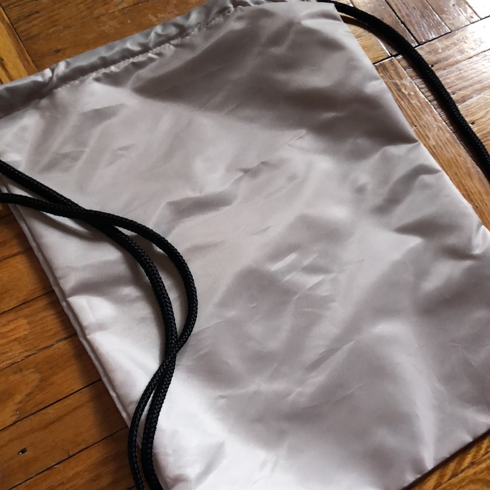 Hunter Drawstring Bag - image 2